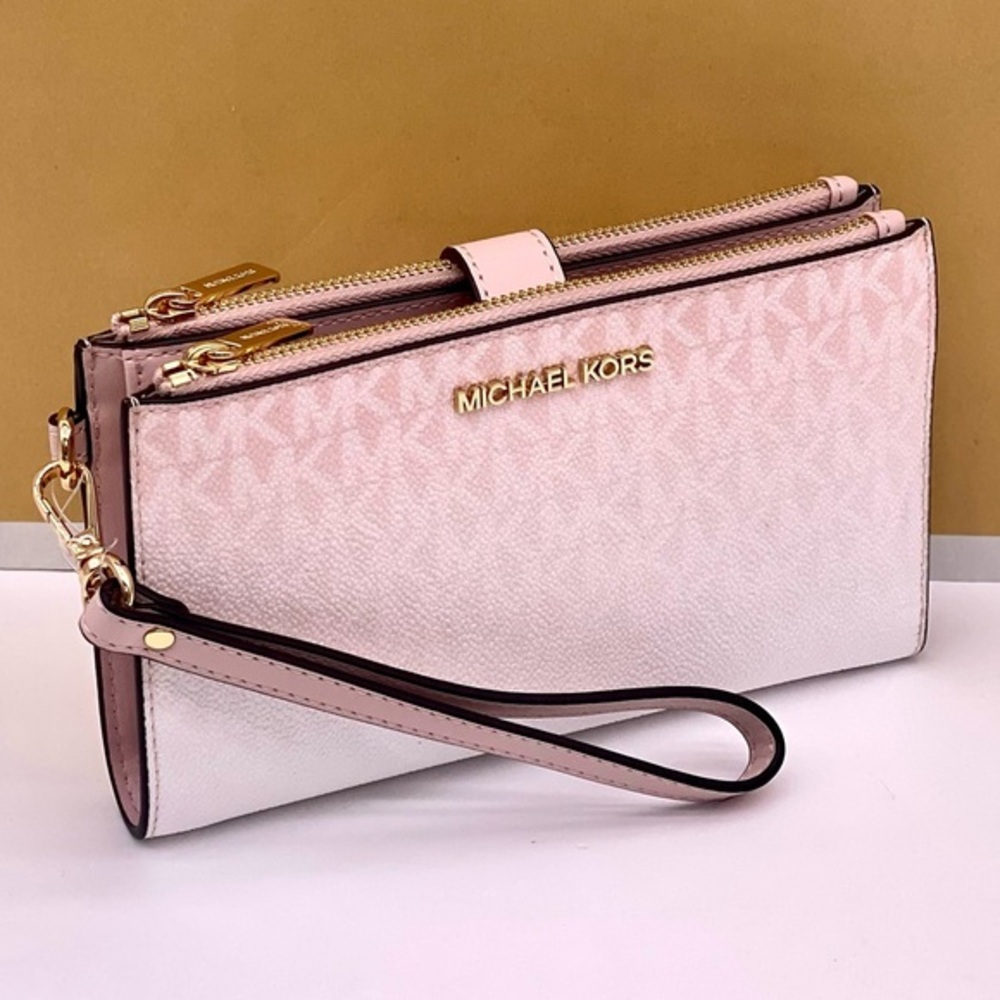 Michael Kors DoubleZip Wallet
Wristlet Phone Case Ombre Powder Blush - Picture 11 of 11